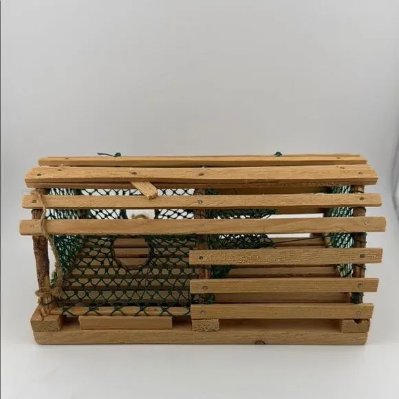 VINTAGE Miniature  LOBSTER TRAP from Îles de la madeleine - Picture 3 of 5